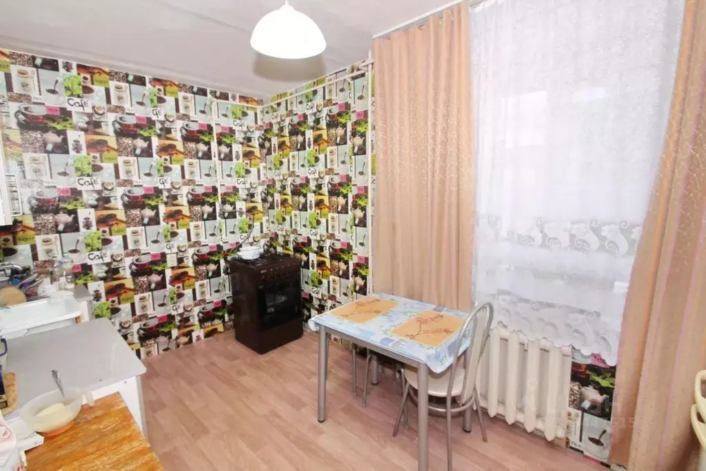 2-к кв. Московская область, Серпухов ул. Карла Маркса, 2а (71.1 м) - Фото 2