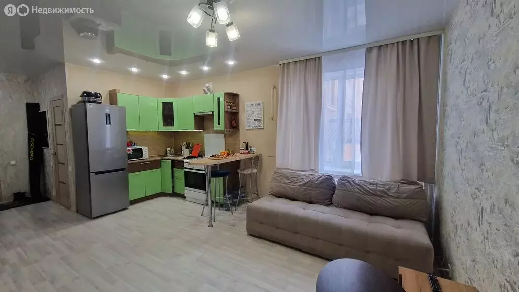 2-комнатная квартира: посёлок городского типа Верхнее Дуброво, улица ... - Фото 1