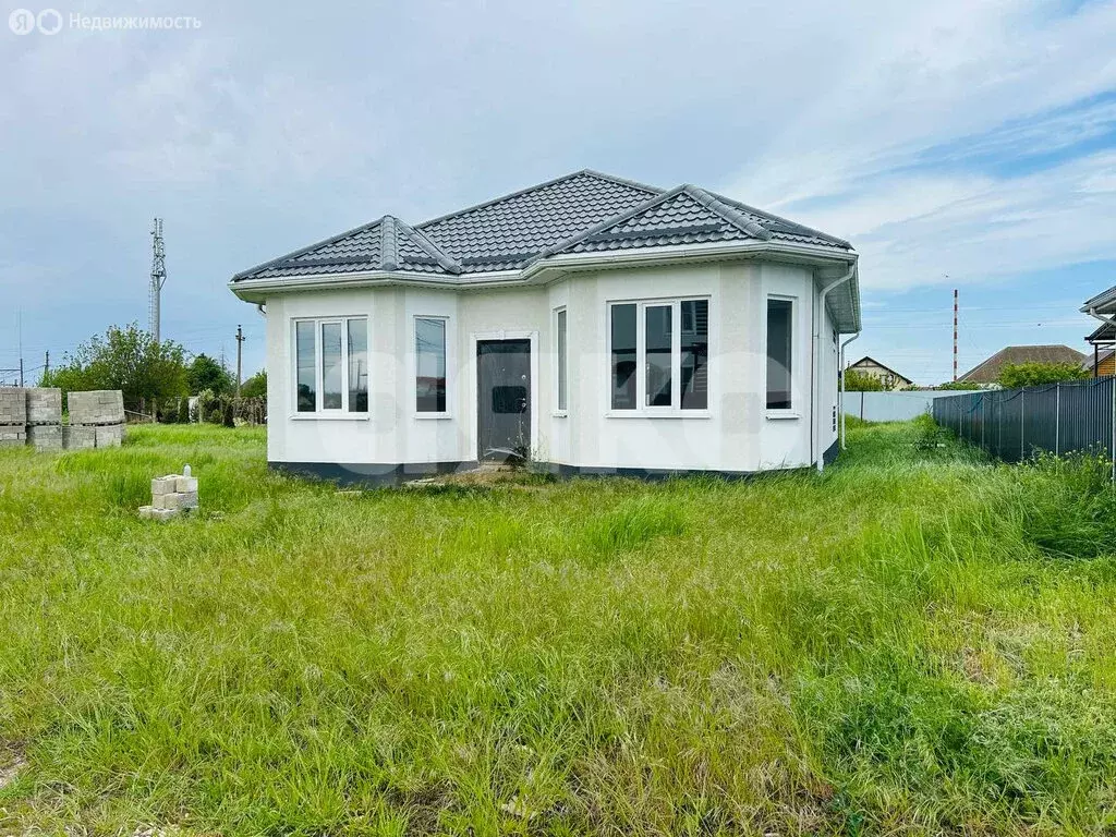 Дом в посёлок Стрелка, Крымская улица, 13 (118 м) - Фото 1