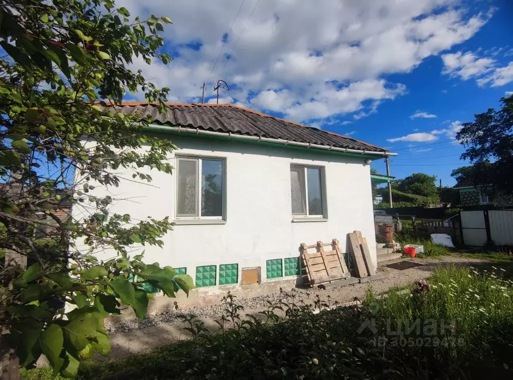 Дом в Приморский край, Партизанский муниципальный округ, с. ... - Фото 1