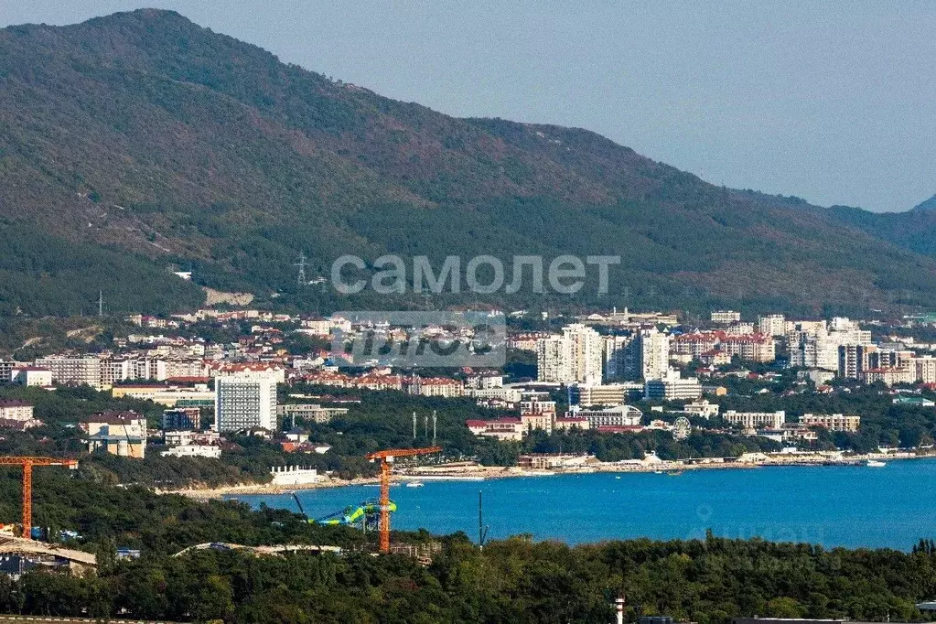 Участок в Краснодарский край, Геленджик Борисовская ул. (5.6 сот.) - Фото 1