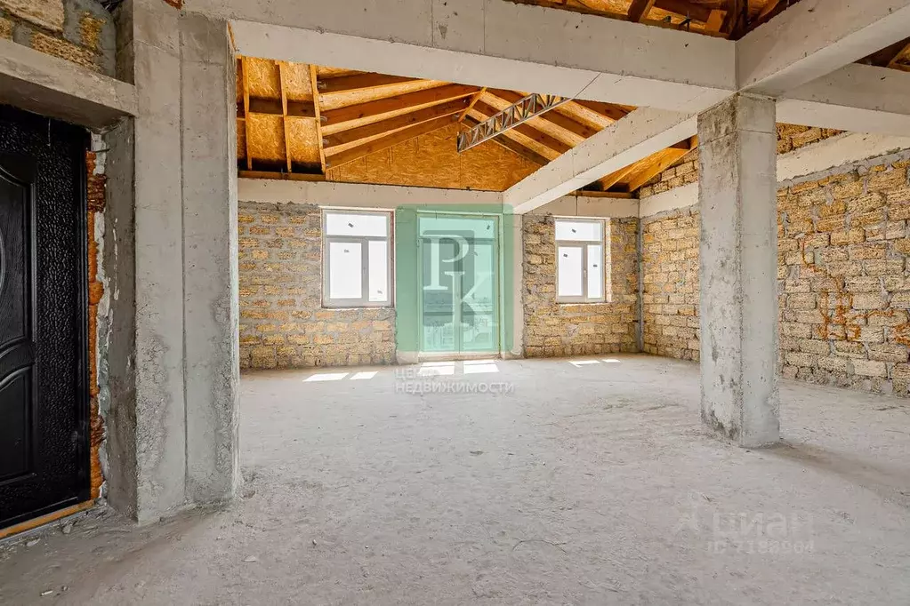 2-к кв. Севастополь ул. Астана Кесаева, 3 (68.1 м) - Фото 1