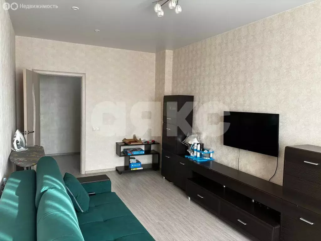 2-комнатная квартира: Волгоград, посёлок Ангарский, улица ... - Фото 1