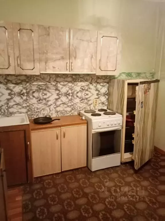1-к кв. Курская область, Курск просп. Вячеслава Клыкова, 80 (37.0 м) - Фото 0