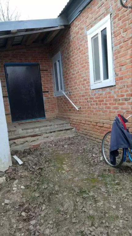 Дом в Саратовская область, Красноармейск ул. Луначарского, 55А (56 м) - Фото 1