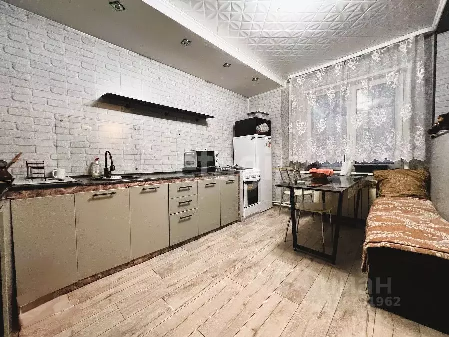 Гараж в Ханты-Мансийский АО, Ханты-Мансийск ул. Гагарина, 178 (29 м) - Фото 2