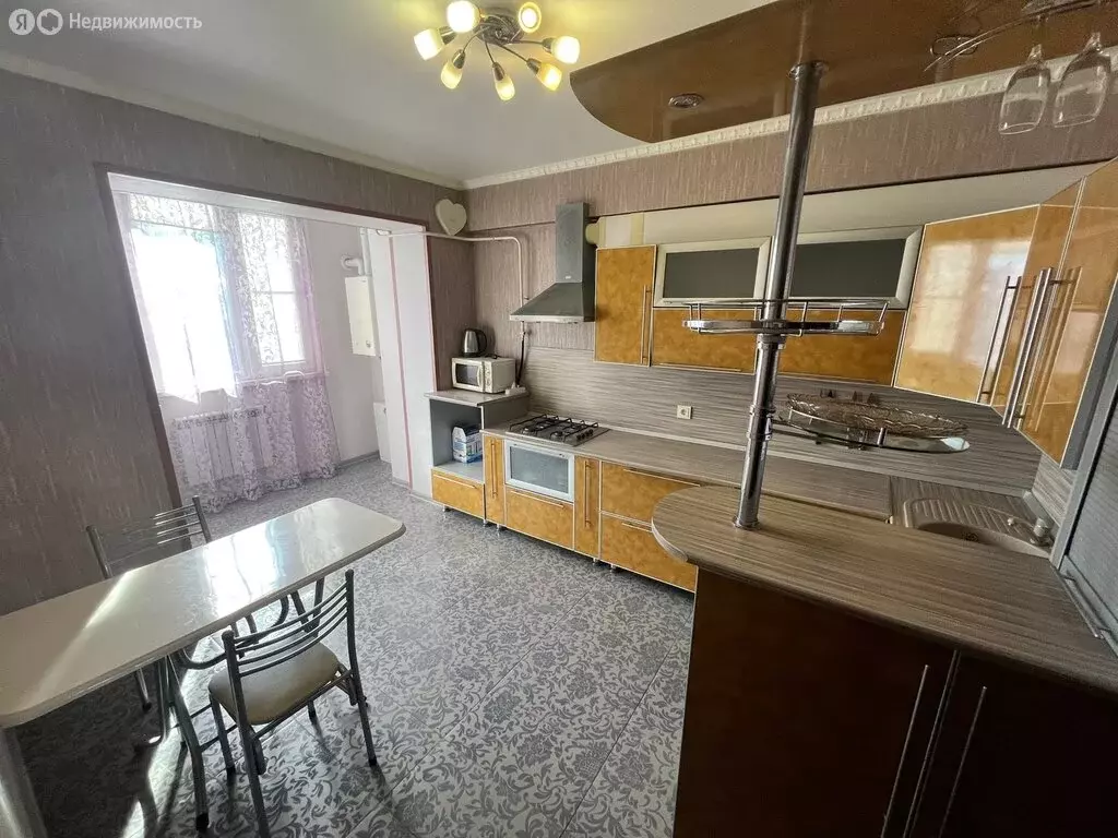 2-комнатная квартира: Анапа, улица Омелькова, 14В (50 м) - Фото 1