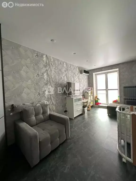 Квартира-студия: Волгоград, улица Расула Гамзатова, 7 (38.5 м) - Фото 1