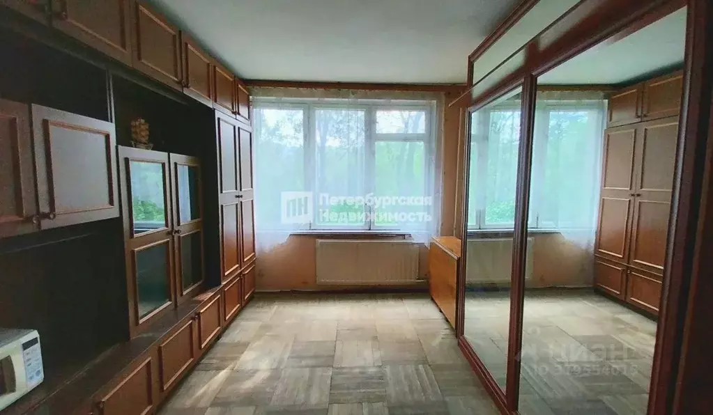 Комната Санкт-Петербург ул. Замшина, 54 (15.0 м) - Фото 0