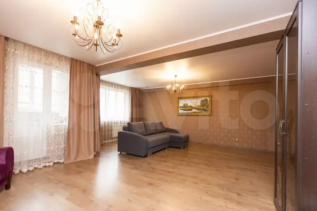 3-к. квартира, 120 м, 12/17 эт. - Фото 1