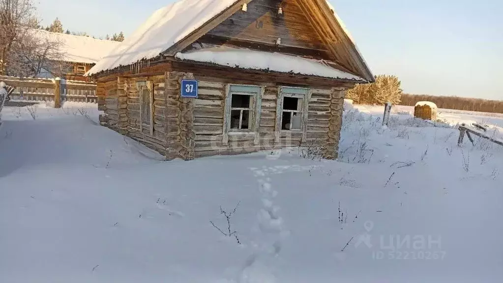 Дом в Татарстан, с. Сарманово ул. Ленина (15 м) - Фото 0