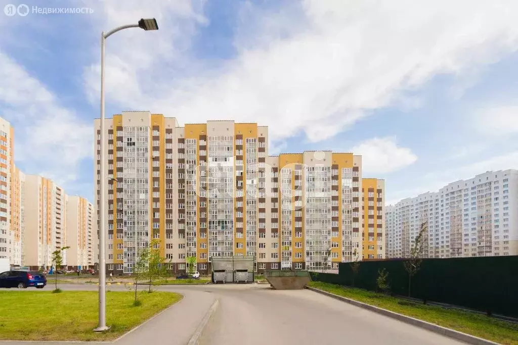 2-комнатная квартира: Тюмень, улица Николая Зелинского, 17 (67 м) - Фото 2