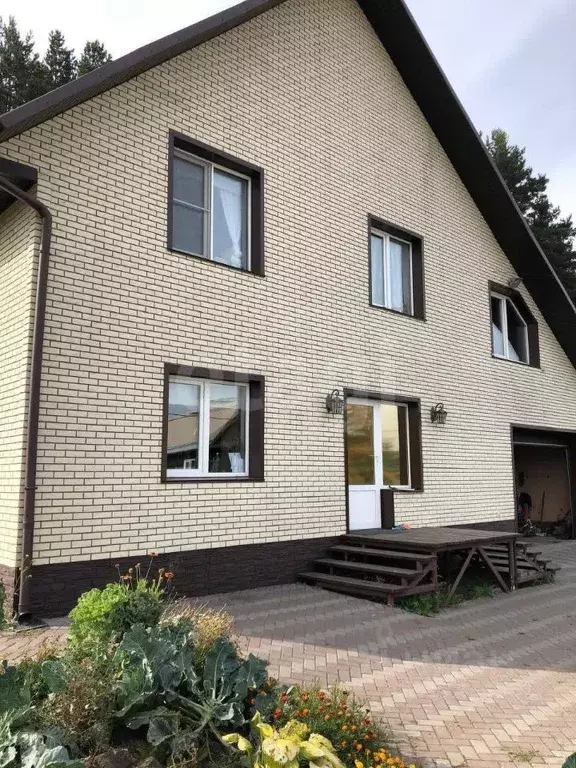 Дом в Кемеровская область, Прокопьевск Кленовая ул., 11 (160 м) - Фото 0
