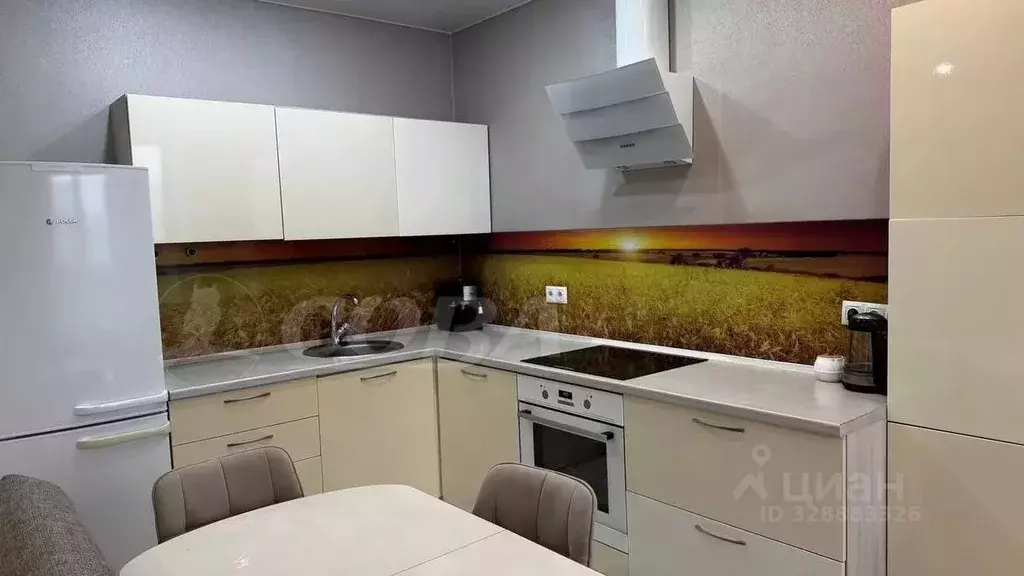 2-к кв. Тюменская область, Тюмень ул. Суходольская, 14 (69.0 м) - Фото 1