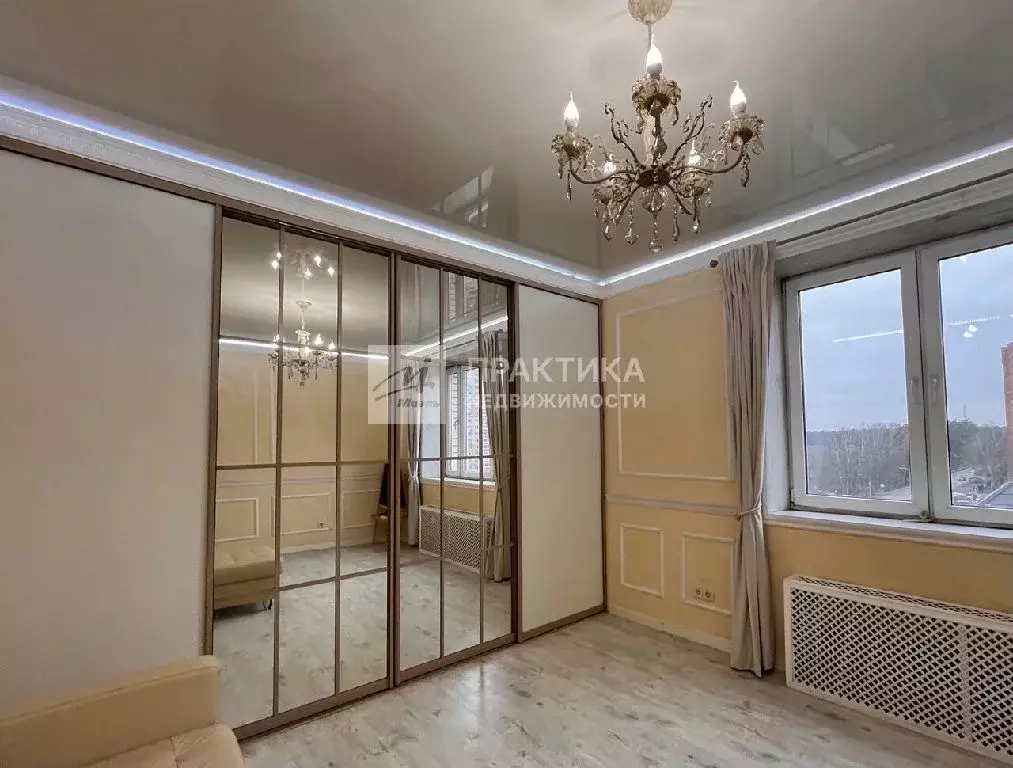 Продается 2-комнатная квартира - Фото 1