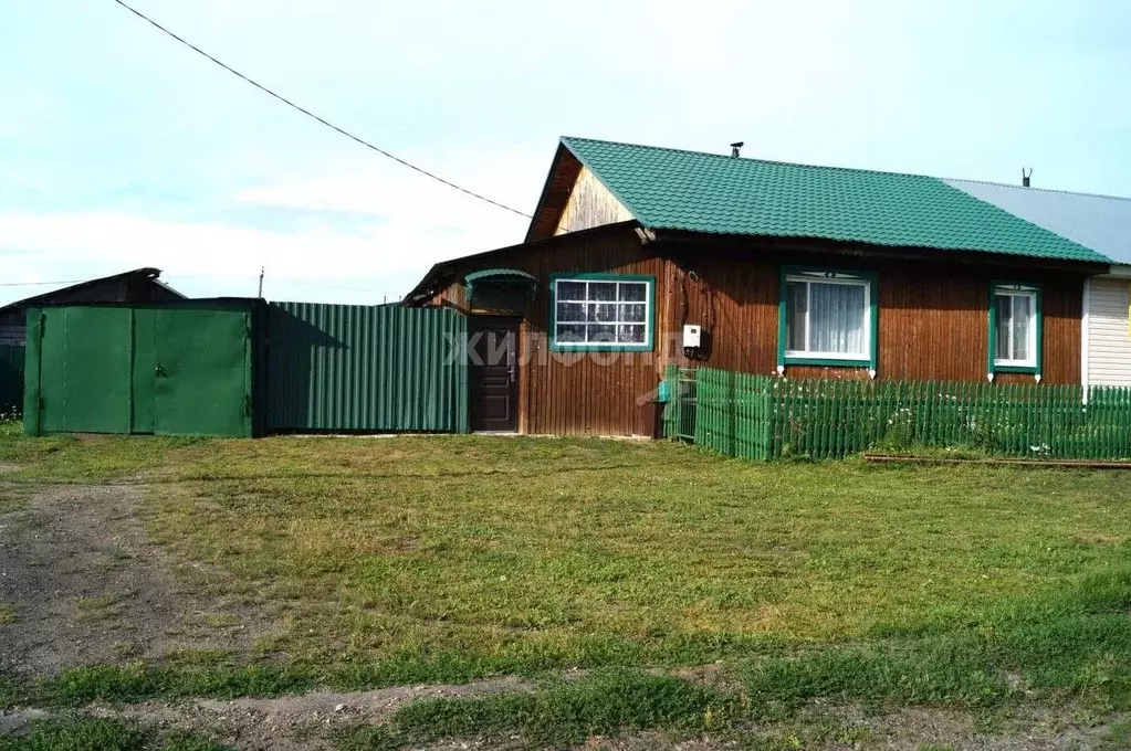 Дом в Кемеровская область, Калтанский городской округ, пос. Малиновка  ... - Фото 1