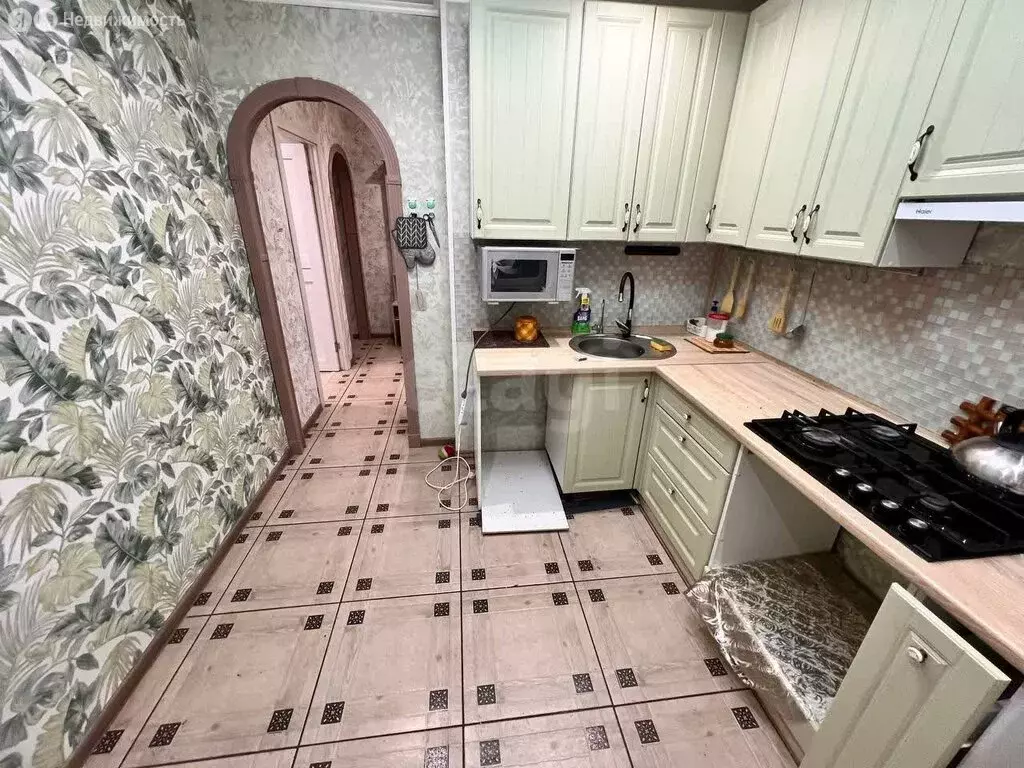 3-комнатная квартира: посёлок Озерки, Октябрьская улица, 10 (67.5 м) - Фото 2