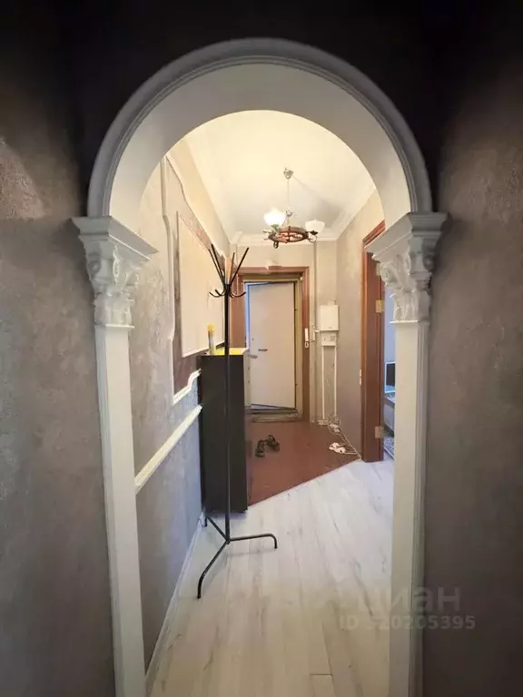 3-к кв. Кемеровская область, Новокузнецк просп. Бардина, 5 (80.0 м) - Фото 1