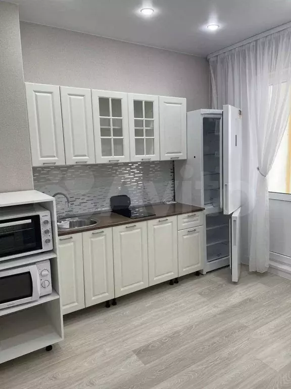 1-к. квартира, 41,8 м, 23/24 эт. - Фото 1