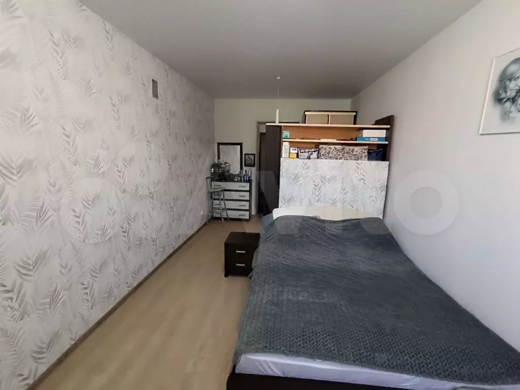 Комната 36,7 м в 8-к., 1/3 эт. - Фото 0