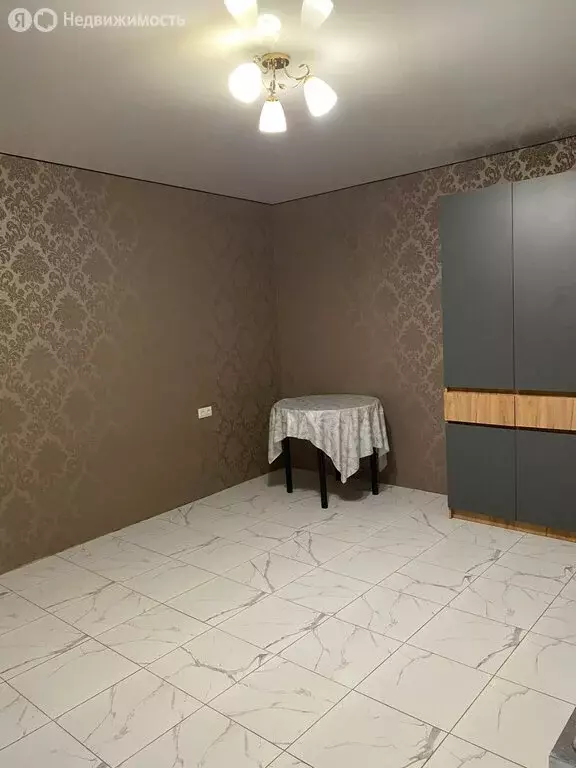 Дом в Весенний сельсовет, СНТ Уралочка, Овражная улица, 13 (30 м) - Фото 1