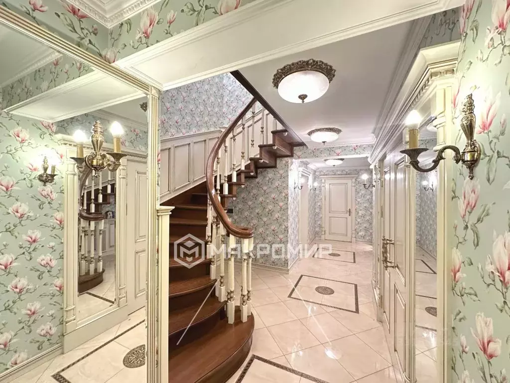 6-к кв. Санкт-Петербург Варшавская ул., 63К1 (258.0 м) - Фото 1