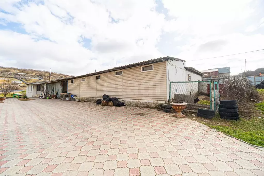 Склад в Севастополь ул. Батарейная, 32 (196 м) - Фото 1