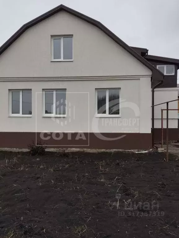 Дом в Воронежская область, с. Новая Усмань ул. Кирова, 105 (130 м) - Фото 0