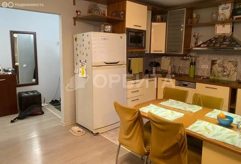 2-комнатная квартира: Тюмень, улица Циолковского, 15 (73.1 м) - Фото 1