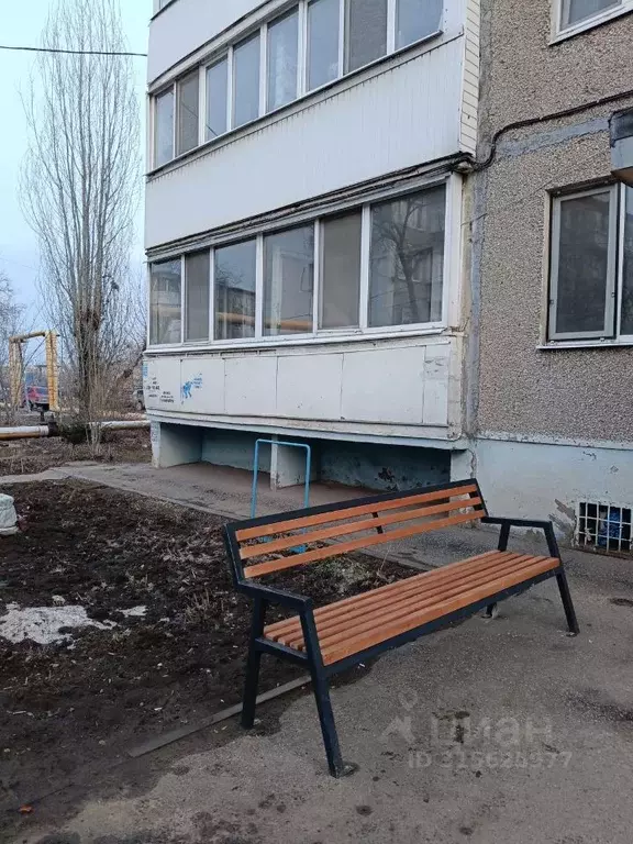3-к кв. Саратовская область, Энгельс ул. Ломоносова, 37 (55.9 м) - Фото 0