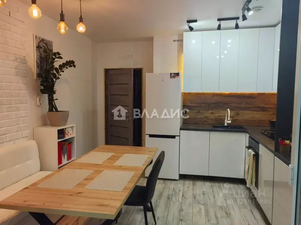 2-к кв. Калининградская область, Калининград Мирная ул., 1 (56.1 м) - Фото 1