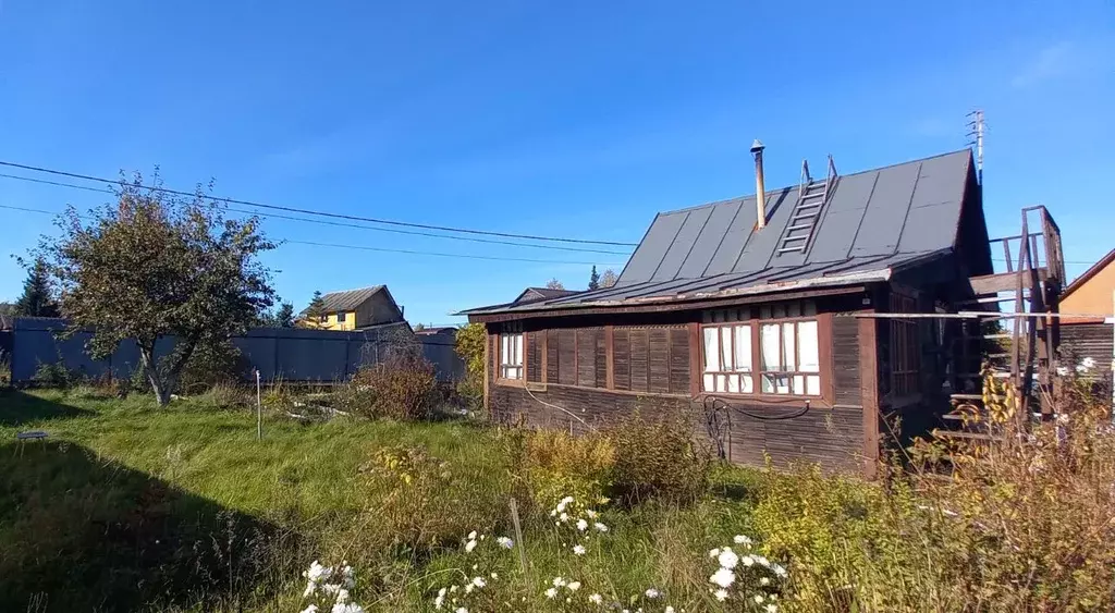 Дом в Ленинградская область, Кировское городское поселение, Беляевский ... - Фото 1