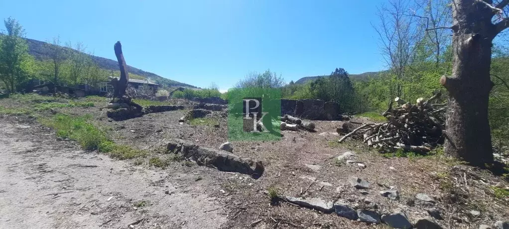 Участок в Севастополь с. Тыловое, ул. Лесная (5.7 сот.) - Фото 1