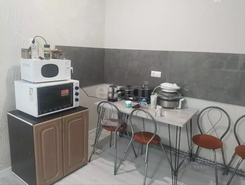 2-к кв. Ростовская область, Азовский район, Обильненское с/пос, пос. ... - Фото 1