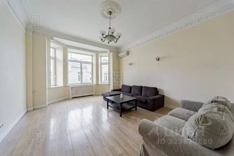 4-к кв. Москва Малая Бронная ул., 21/13С2 (126.0 м) - Фото 0