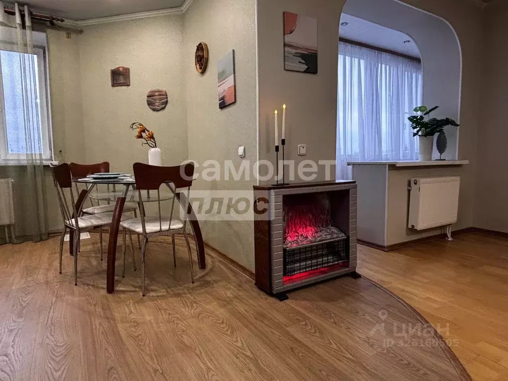 3-к кв. Коми, Сыктывкар ул. Морозова, 104 (110.8 м) - Фото 1