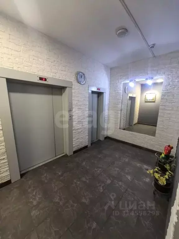 3-к кв. Брянская область, Брянск ул. Евдокимова, 2 (88.3 м) - Фото 0