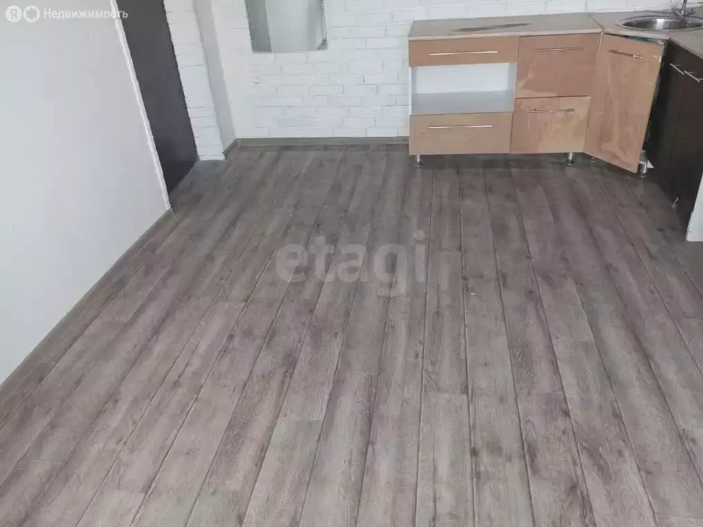 1к в -комнатной квартире (17.5 м) - Фото 1