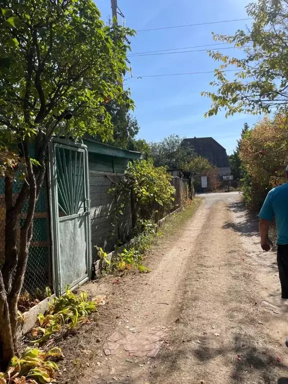 Дом в Саратовская область, Энгельсский район, Красноярское ... - Фото 0