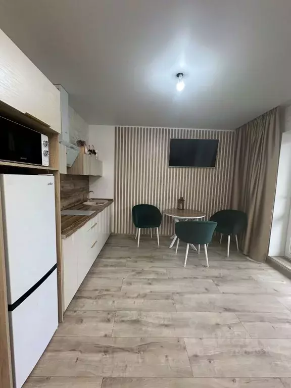 2-к кв. Кировская область, Киров ул. Пушкина, 15 (70.0 м) - Фото 1