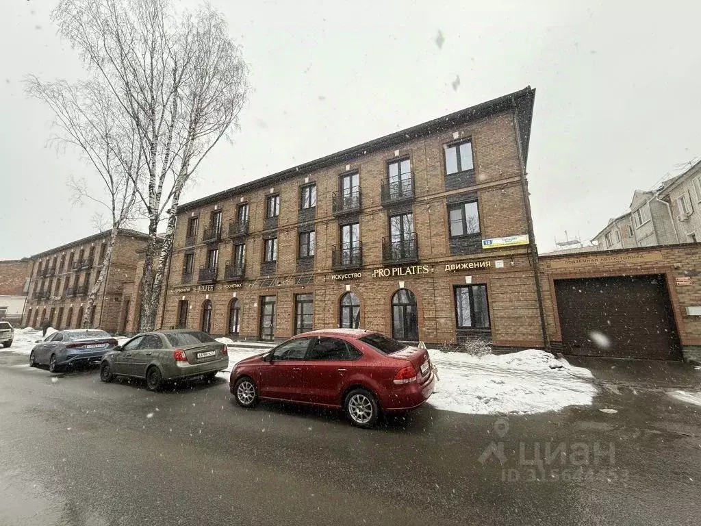 Гараж в Кировская область, Киров ул. Горбачева, 18 (18 м) - Фото 0