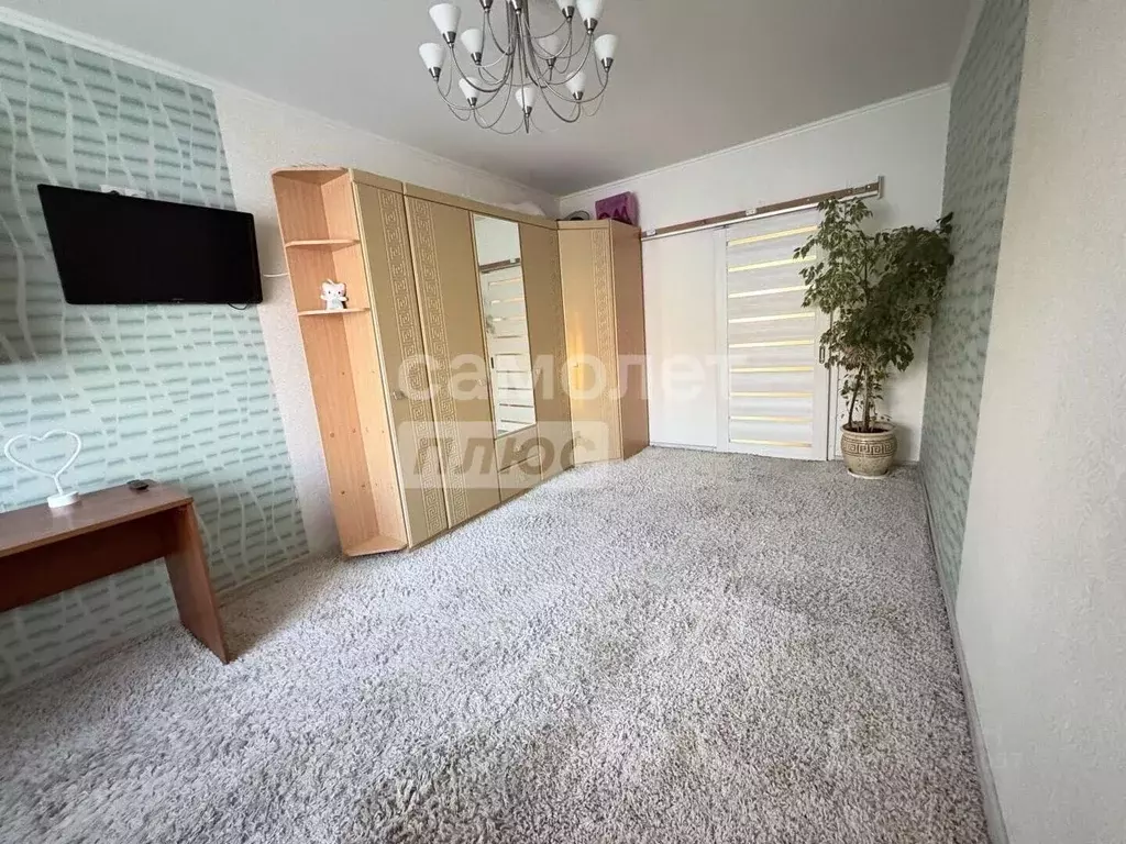 2-к кв. Брянская область, Брянск ул. Брянского Фронта, 28 (70.0 м) - Фото 2