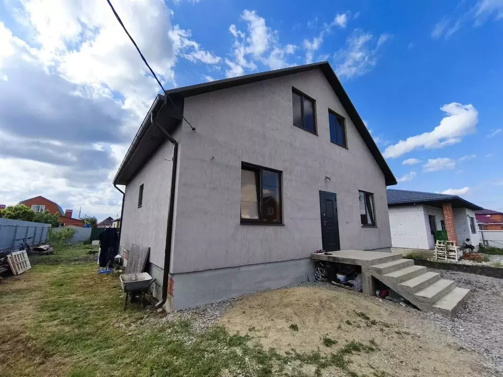 Дом в Краснодарский край, Северская ст-ца ул. Народная, 32 (90 м) - Фото 0
