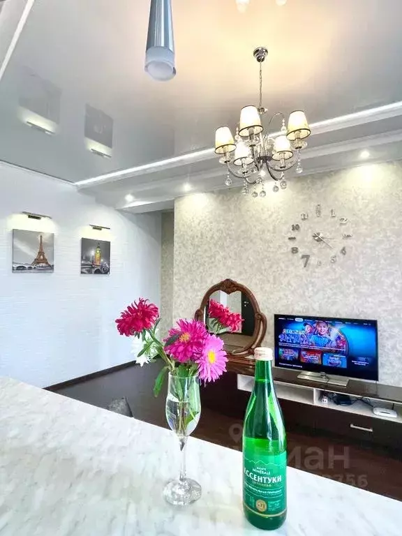 2-к кв. Ставропольский край, Ессентуки Интернациональная ул., 35 (70.0 ... - Фото 1