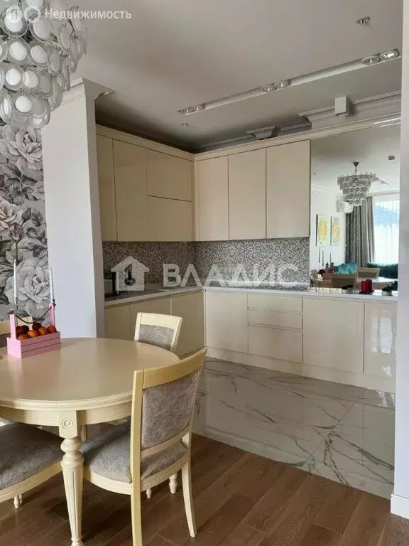 2-комнатная квартира: Москва, Ходынский бульвар, 2 (67 м) - Фото 1