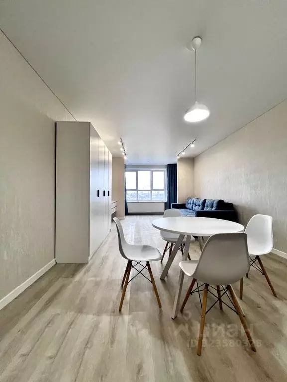 Студия Челябинская область, Челябинск ул. Энгельса, 4 (40.0 м) - Фото 1