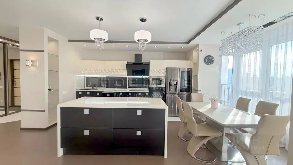 3-к кв. Красноярский край, Красноярск ул. Авиаторов, 41 (119.0 м) - Фото 2