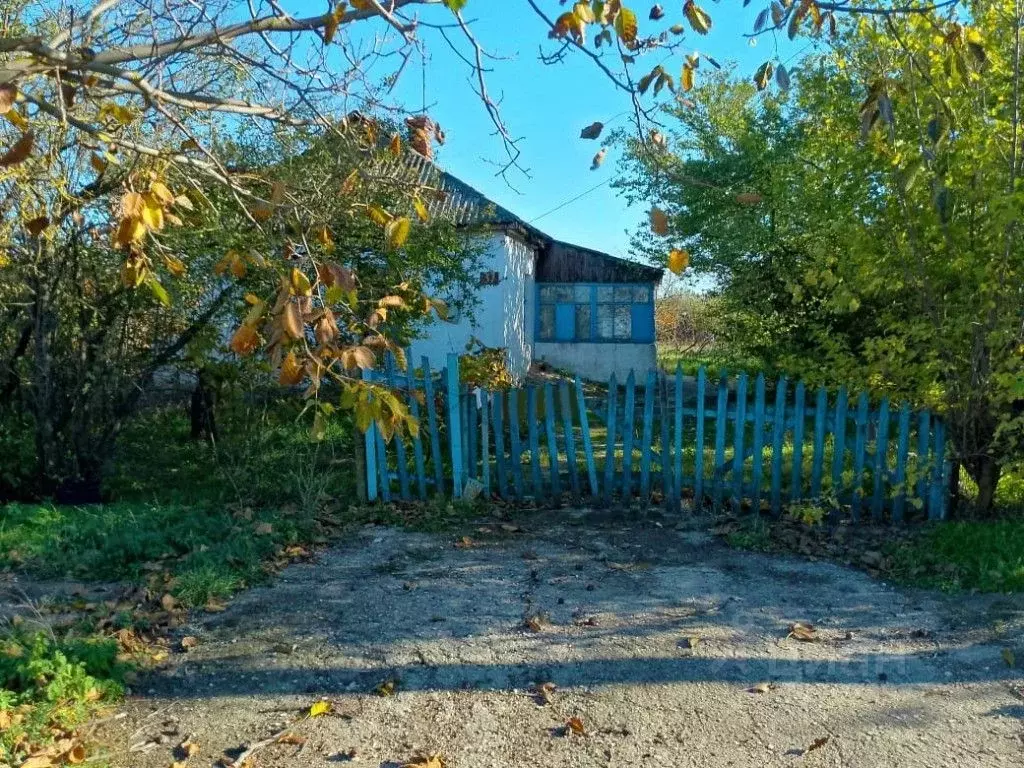 Дом в Крым, Кировский район, с. Владиславовка ул. Гагарина (50 м) - Фото 1