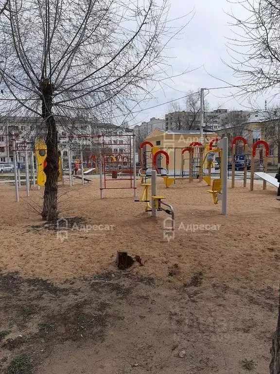 3-к кв. Волгоградская область, Волгоград ул. Доценко, 68А (55.7 м) - Фото 1