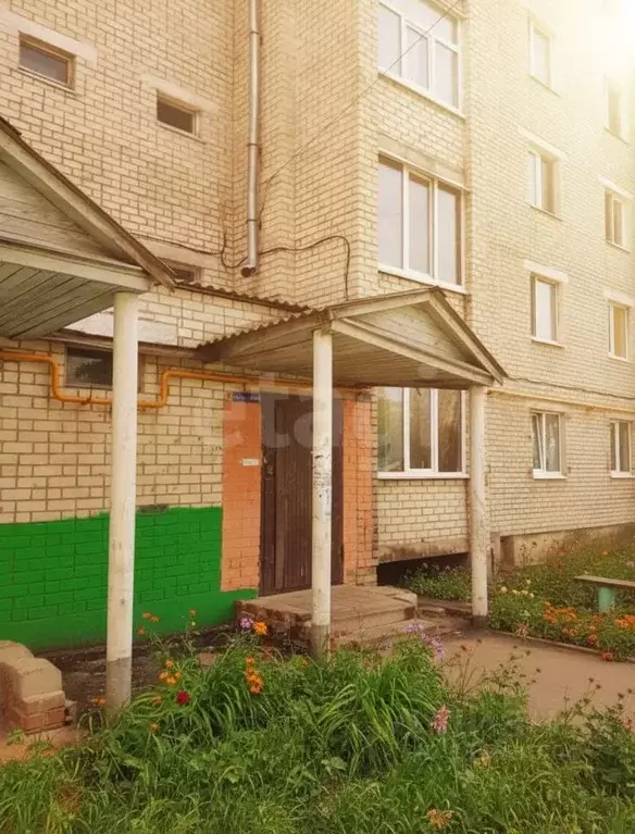 3-к кв. Брянская область, Трубчевск Заводской мкр, ул. Заводская, 1 ... - Фото 1